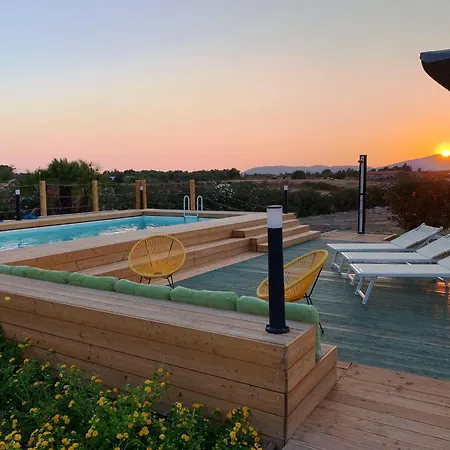 Blanc Country Villa *